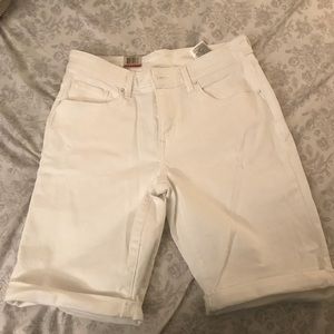 Levi’s Bermuda shorts